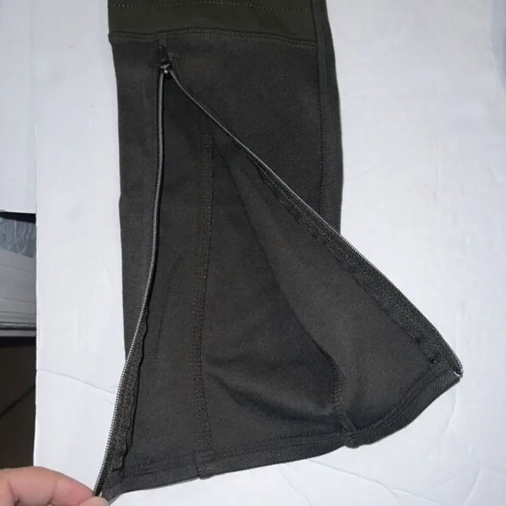 Athleta Trailsetter Ponte‎ Motion Pants Yosemite Olive Green Athletic Size 4